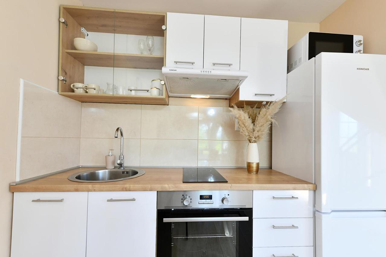 Apartments Green Linden غاكوفيتسا المظهر الخارجي الصورة