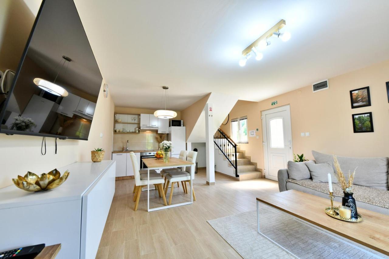 Apartments Green Linden غاكوفيتسا المظهر الخارجي الصورة