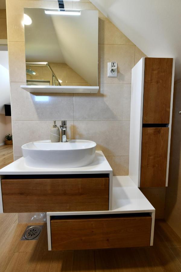 Apartments Green Linden غاكوفيتسا المظهر الخارجي الصورة