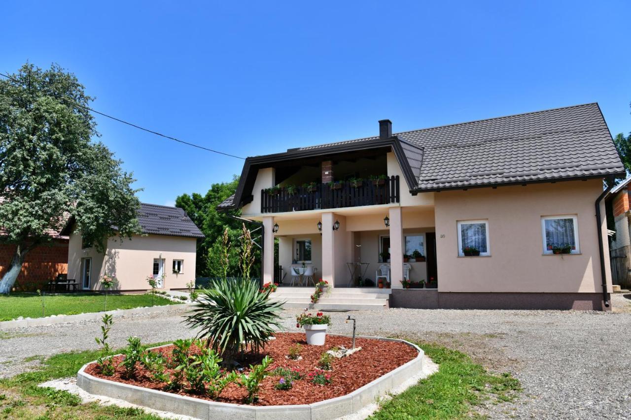Apartments Green Linden غاكوفيتسا المظهر الخارجي الصورة