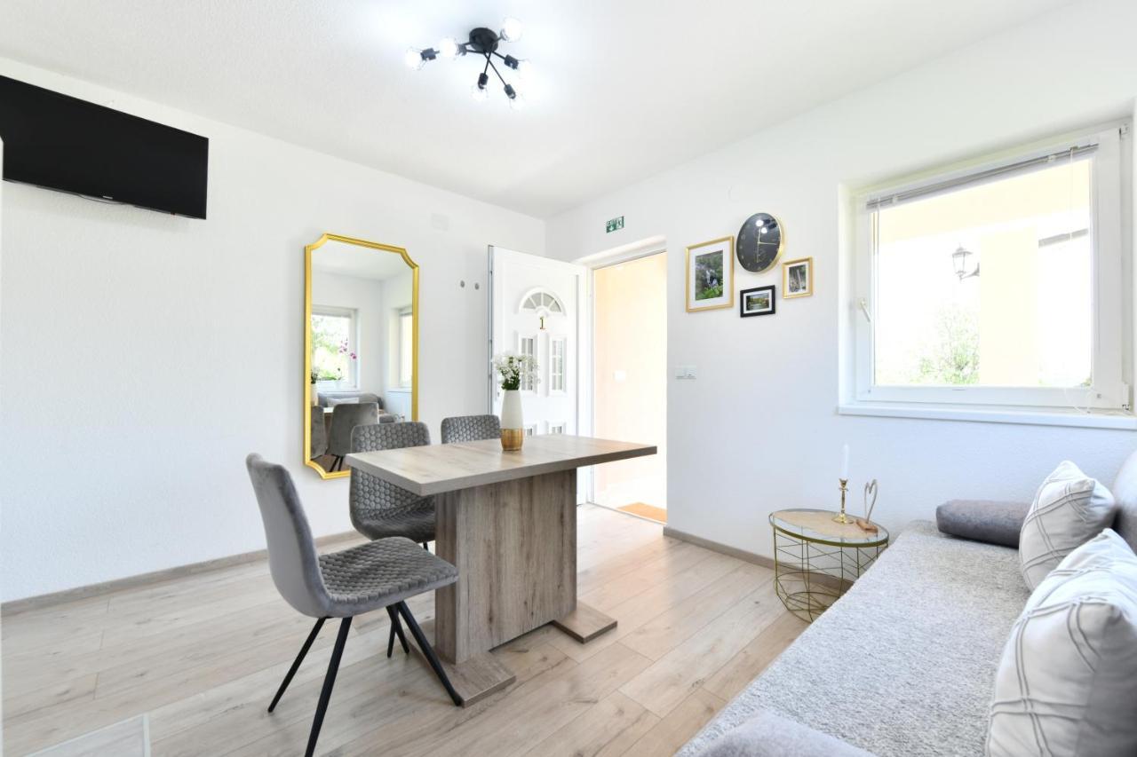 Apartments Green Linden غاكوفيتسا المظهر الخارجي الصورة