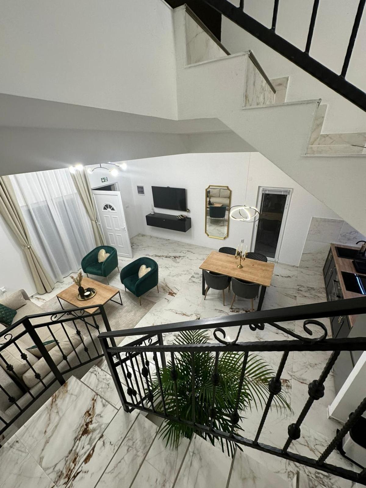 Apartments Green Linden غاكوفيتسا المظهر الخارجي الصورة