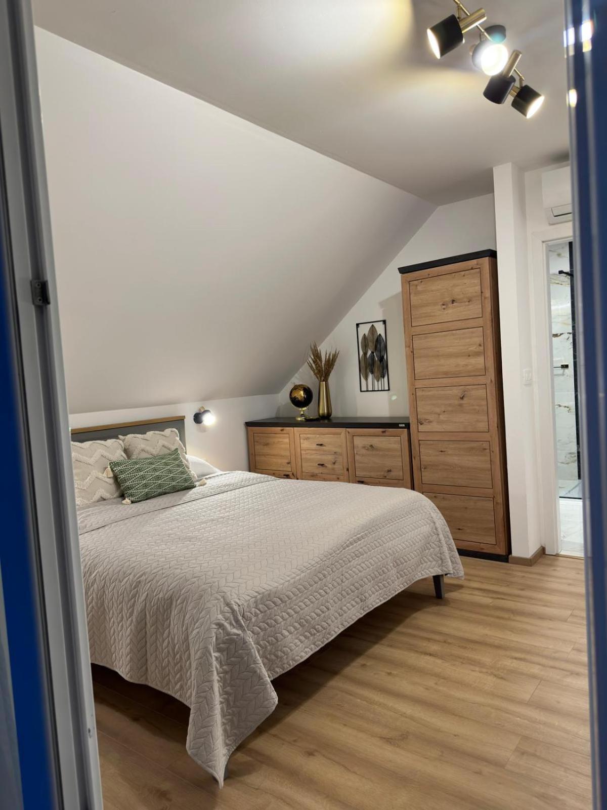 Apartments Green Linden غاكوفيتسا المظهر الخارجي الصورة