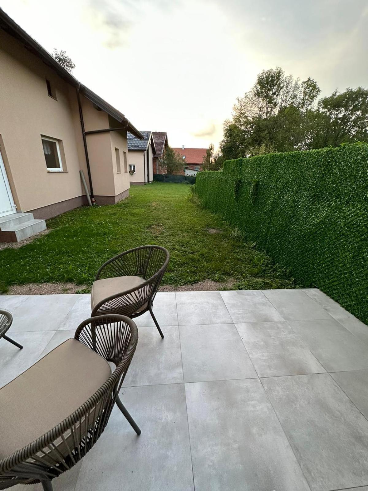 Apartments Green Linden غاكوفيتسا المظهر الخارجي الصورة