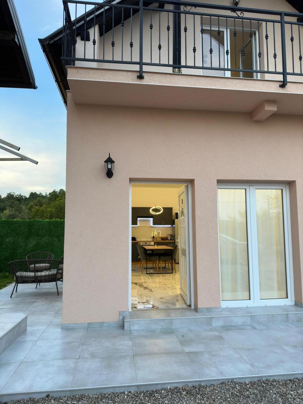 Apartments Green Linden غاكوفيتسا المظهر الخارجي الصورة