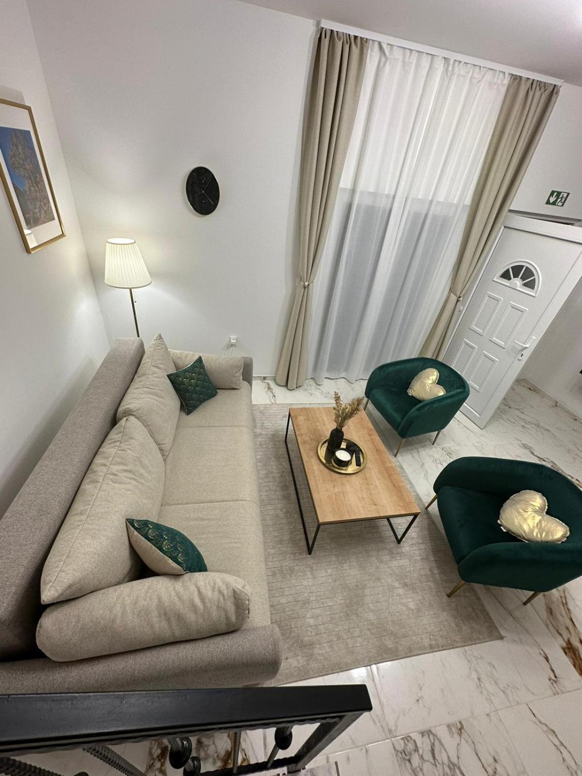 Apartments Green Linden غاكوفيتسا المظهر الخارجي الصورة
