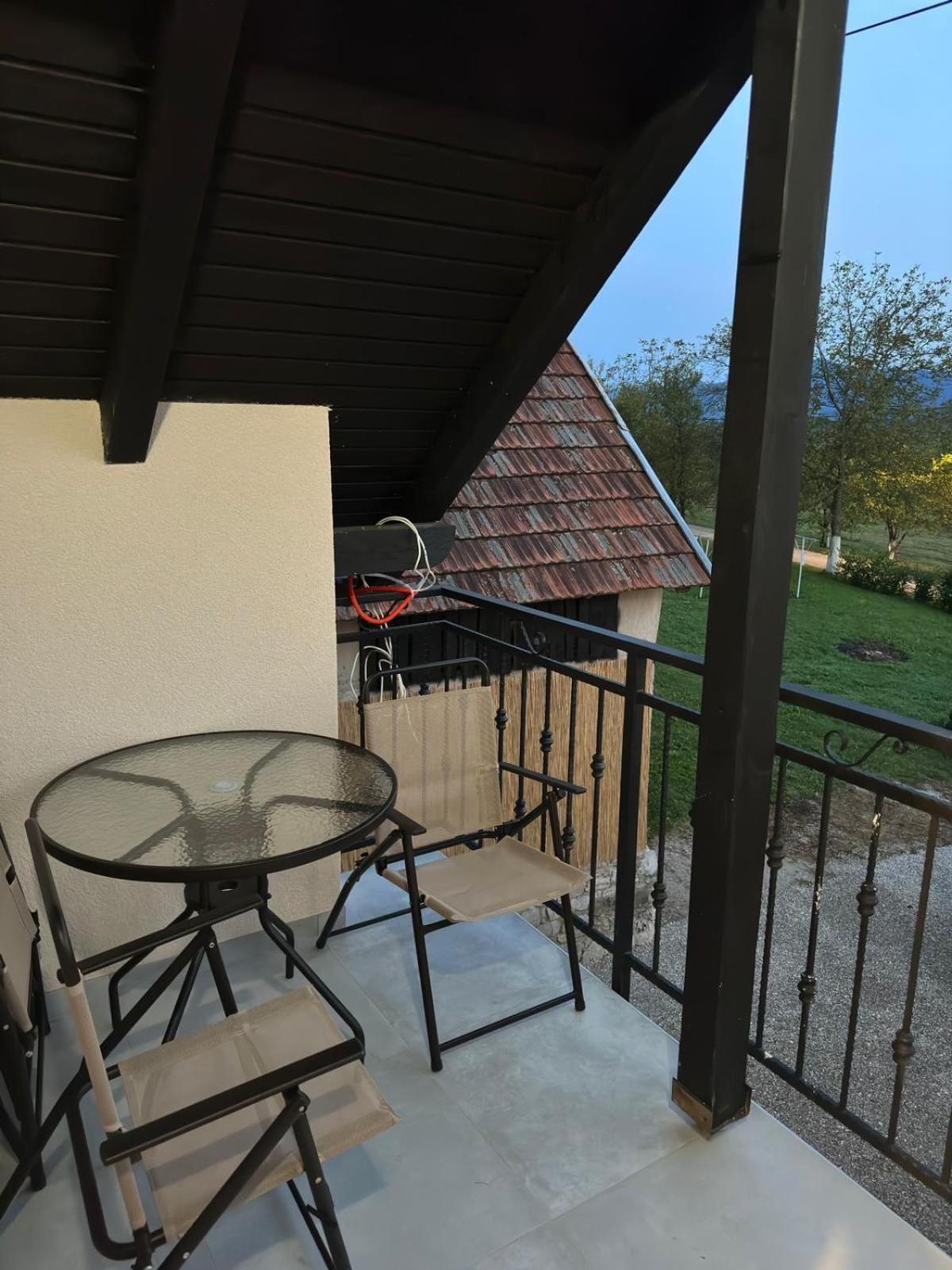 Apartments Green Linden غاكوفيتسا المظهر الخارجي الصورة